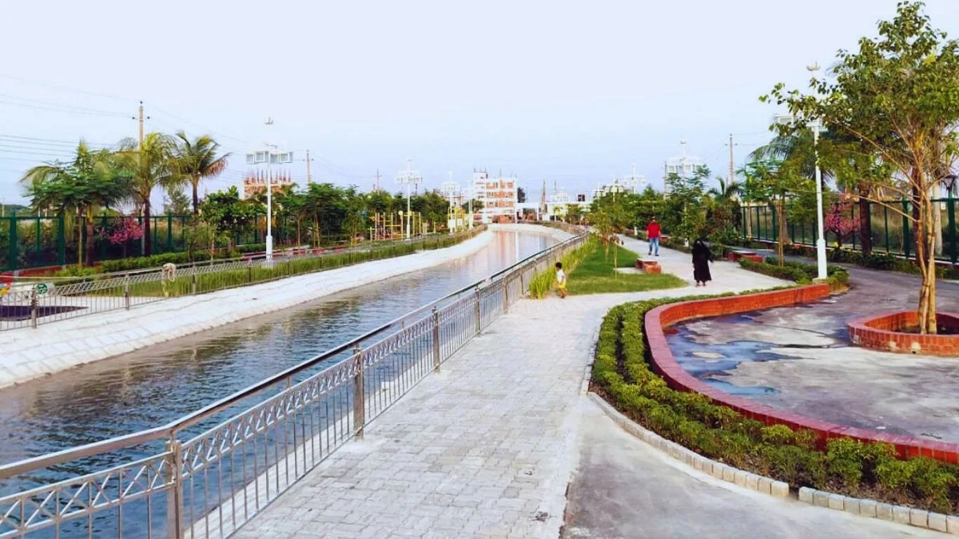 Bashundhara — view 3