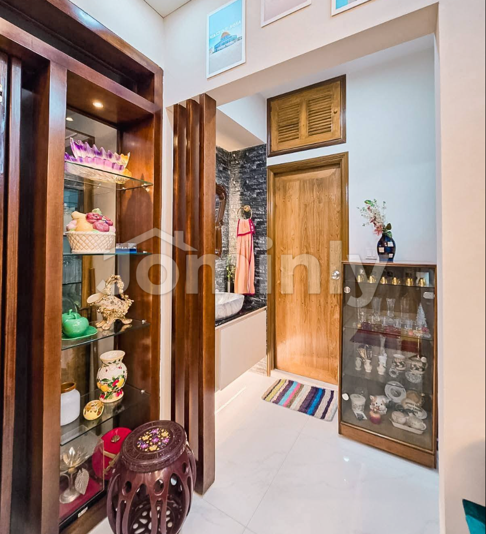 Premium Furnished Apartment for Sale in Uttara Sector 6 | 2,494 sq ft | Move-in Ready - 5