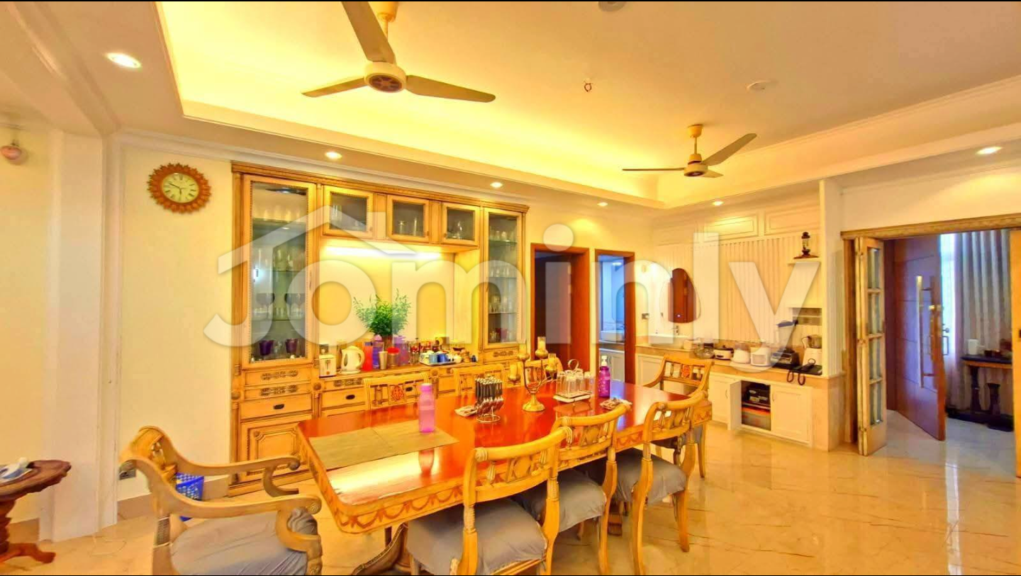 4,200 Sq Ft Luxury Furnished Apartment for Sale in Bashundhara R/A Block I | 4 Bed | Move-In Ready