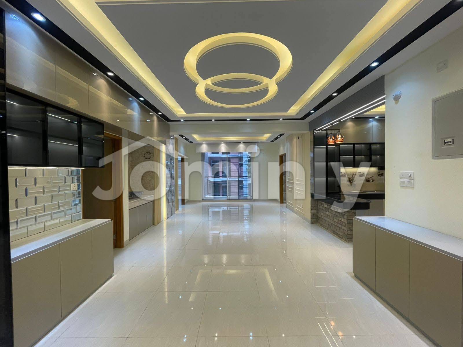 Luxury 2,500 sqft Apartment for Sale in Bashundhara R/A — 4 Bed, 2 Parking, Premium Finishing