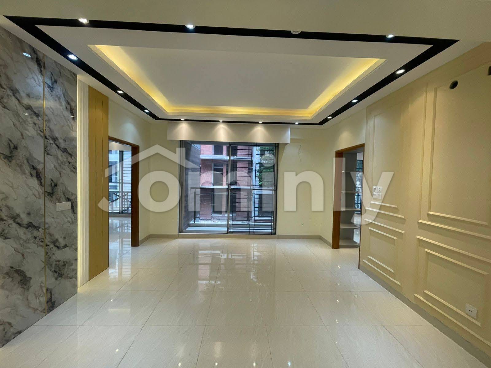 Luxury 2,500 sqft Apartment for Sale in Bashundhara R/A — 4 Bed, 2 Parking, Premium Finishing - 5