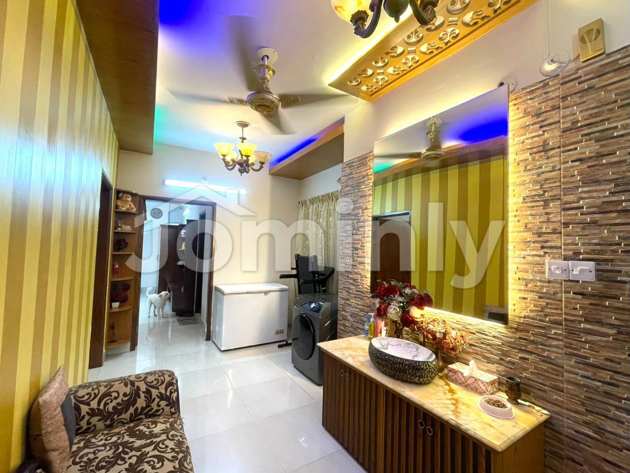 South-East Facing 1,500 sqft Fully Furnished Apartment for Sale in Mohammadpur — 3 Bed, Parking, Modern Interior - 4