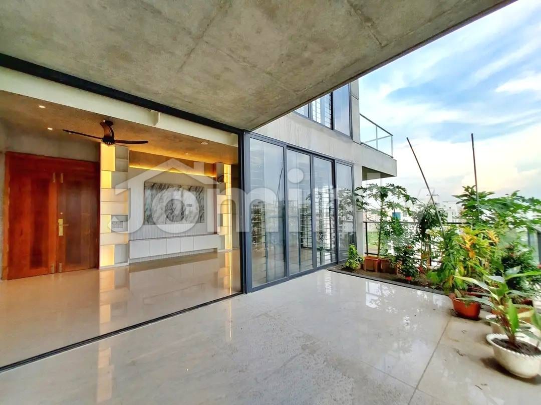 Luxury 3,750 sqft Brand New Apartment for Sale in Bashundhara Block L | Single Unit Floor, Terrace, Pool & Community Amenities - 3
