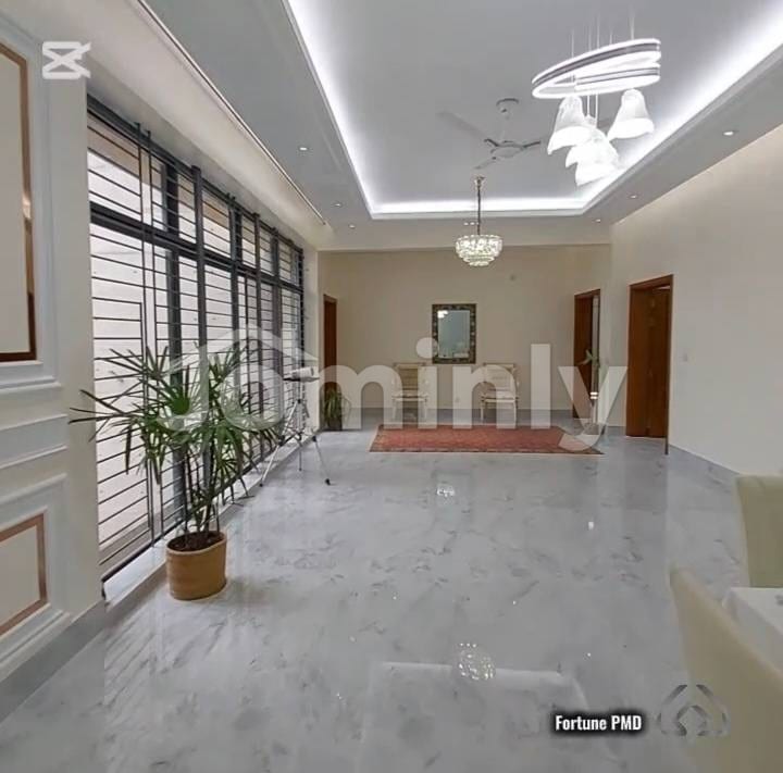 4,200 sqft Luxury Apartment for Sale in Bashundhara R/A | 4 Bed | 6 Bath | Swimming Pool | 10 Katha Land - 5