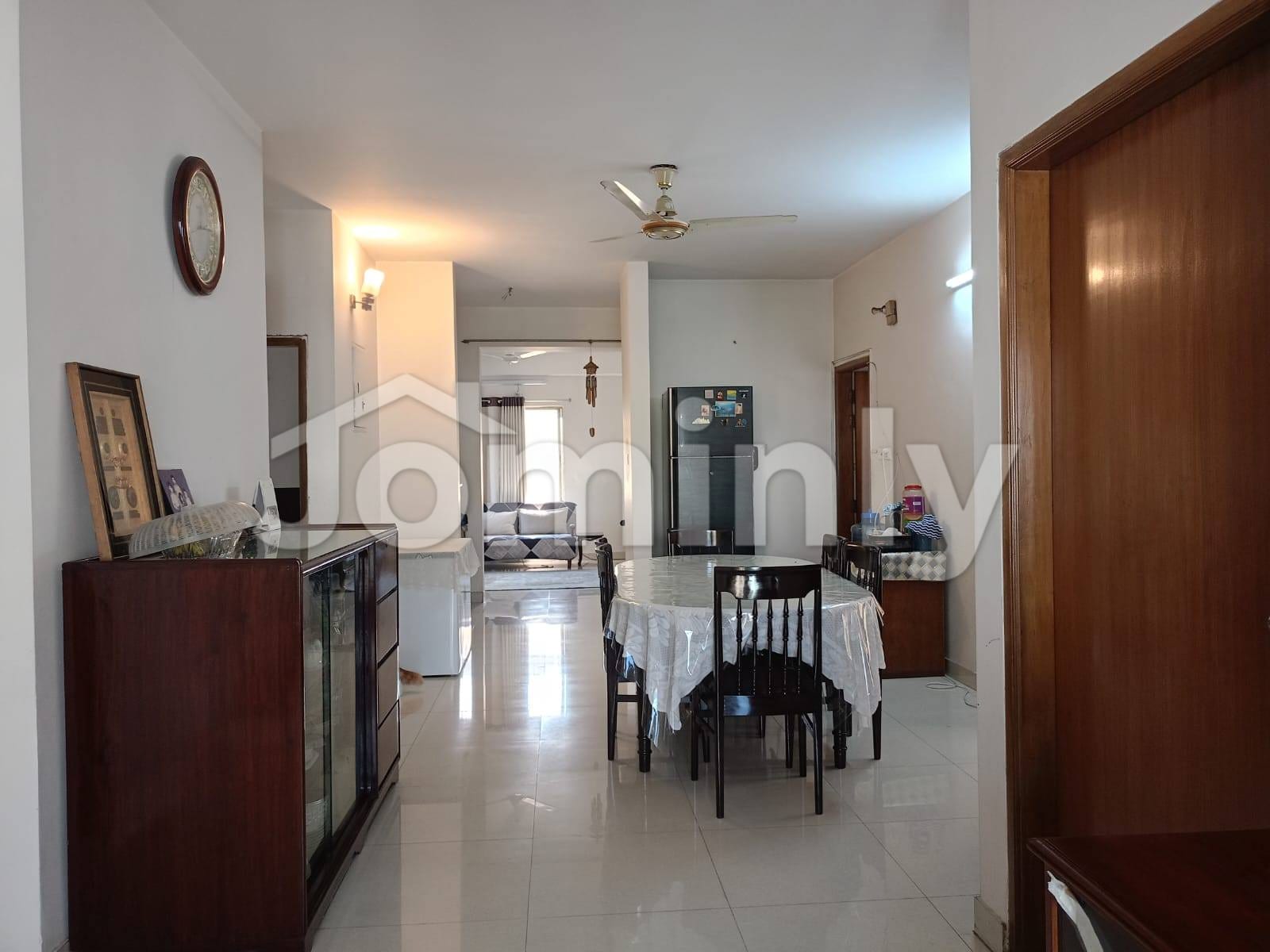 1,965 Sqft Ready Apartment for Sale in Bashundhara Block D — 3 Bed, 4 Bath, Lift, and Titas Gas