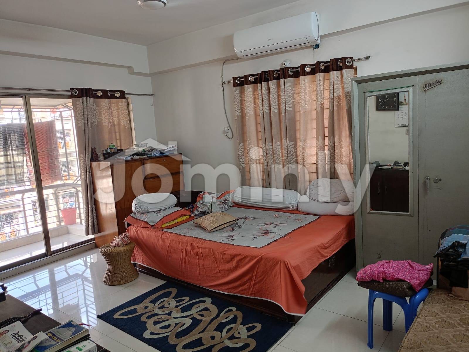 1,965 Sqft Ready Apartment for Sale in Bashundhara Block D — 3 Bed, 4 Bath, Lift, and Titas Gas - 3