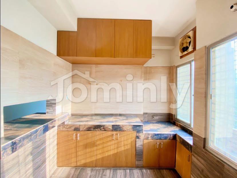 Luxurious 1,550 Sqft Family-Only Apartment for Rent in Bashundhara R/A | 3 Bed, 3 Bath | North-Facing - 3