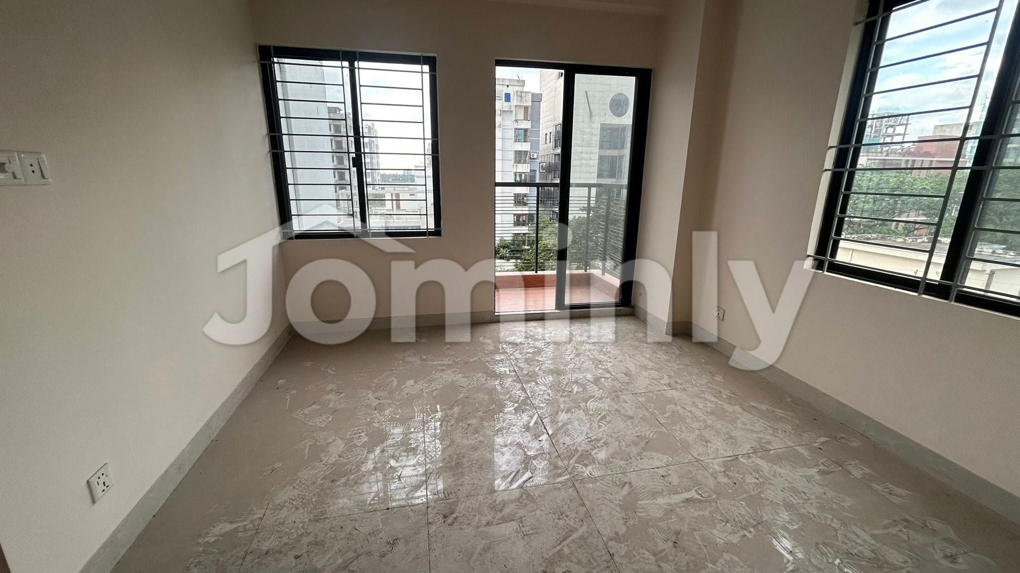 1,950 Sq Ft South-Facing Luxury Flat for Sale in Bashundhara Block J | 3 Bed | Single Unit - 2