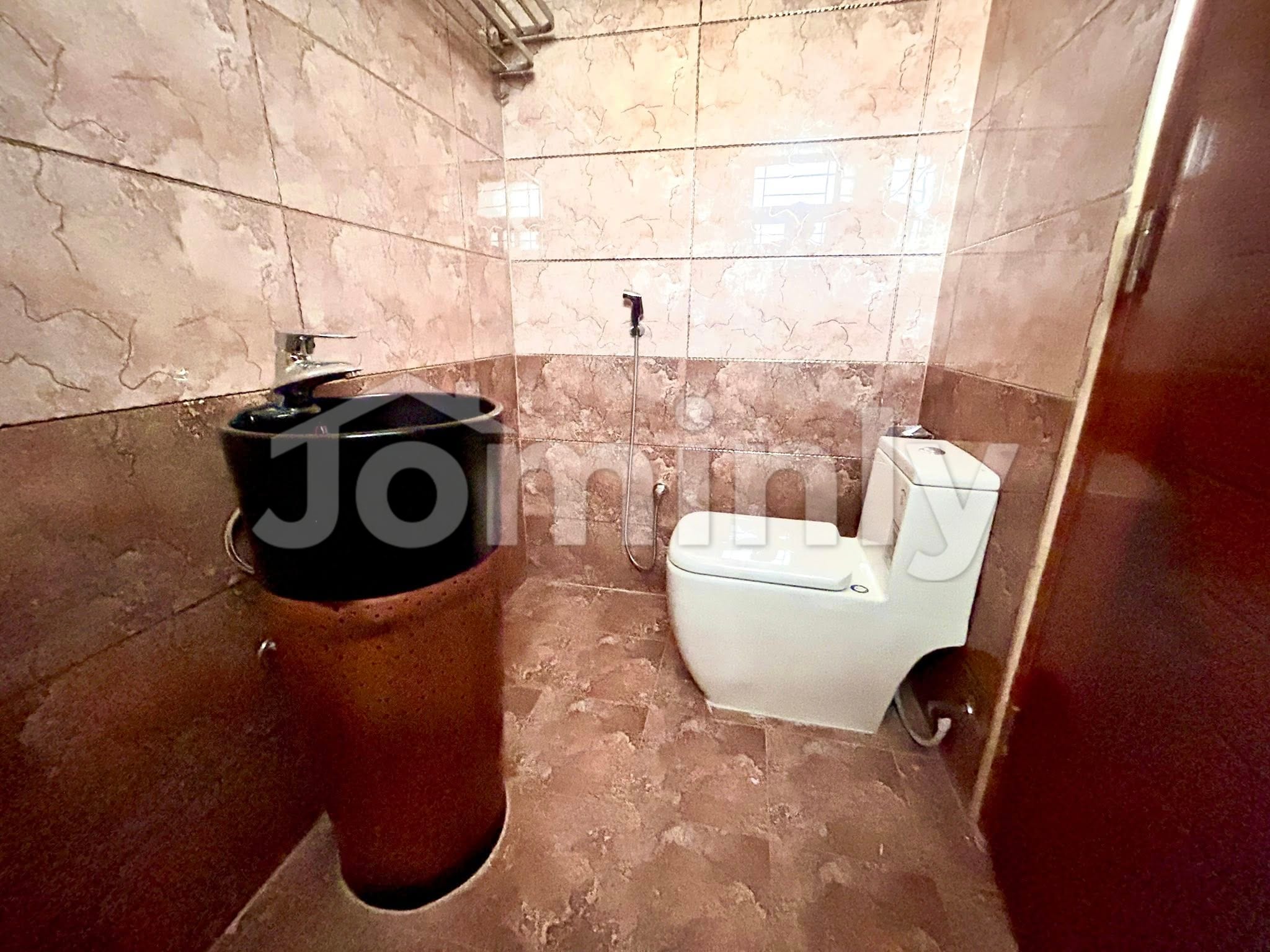 1,950 Sq Ft South-Facing Luxury Flat for Sale in Bashundhara Block J | 3 Bed | Single Unit - 4