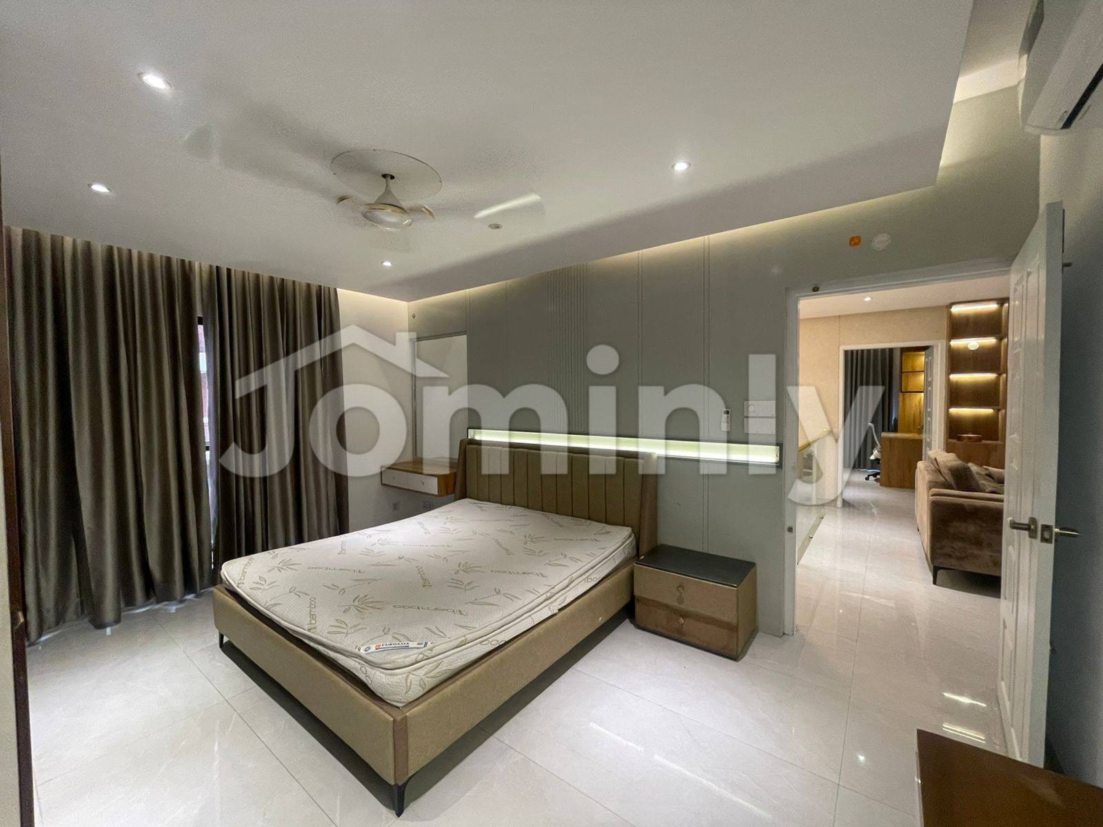 4,270 Sq Ft Luxury Furnished South-Facing Duplex for Sale in Bashundhara R/A, Block–I | 5 Bed | 5 Bath | Fully Ready - 2