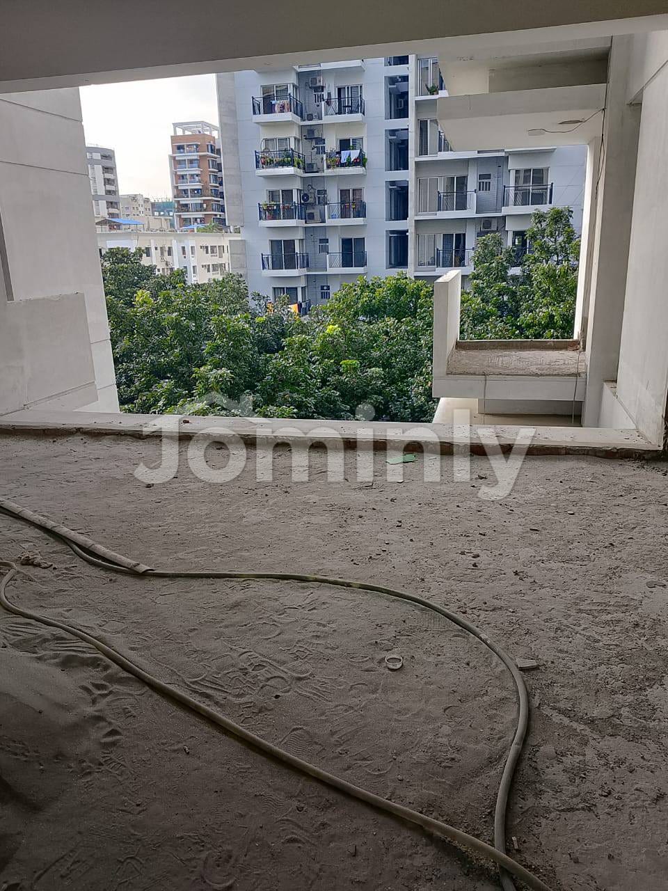Prestigious 2,700 Sqft Single-Unit Luxury Flat for Sale in Dhanmondi 10/A — Brand New | December 2025 Handover - 3
