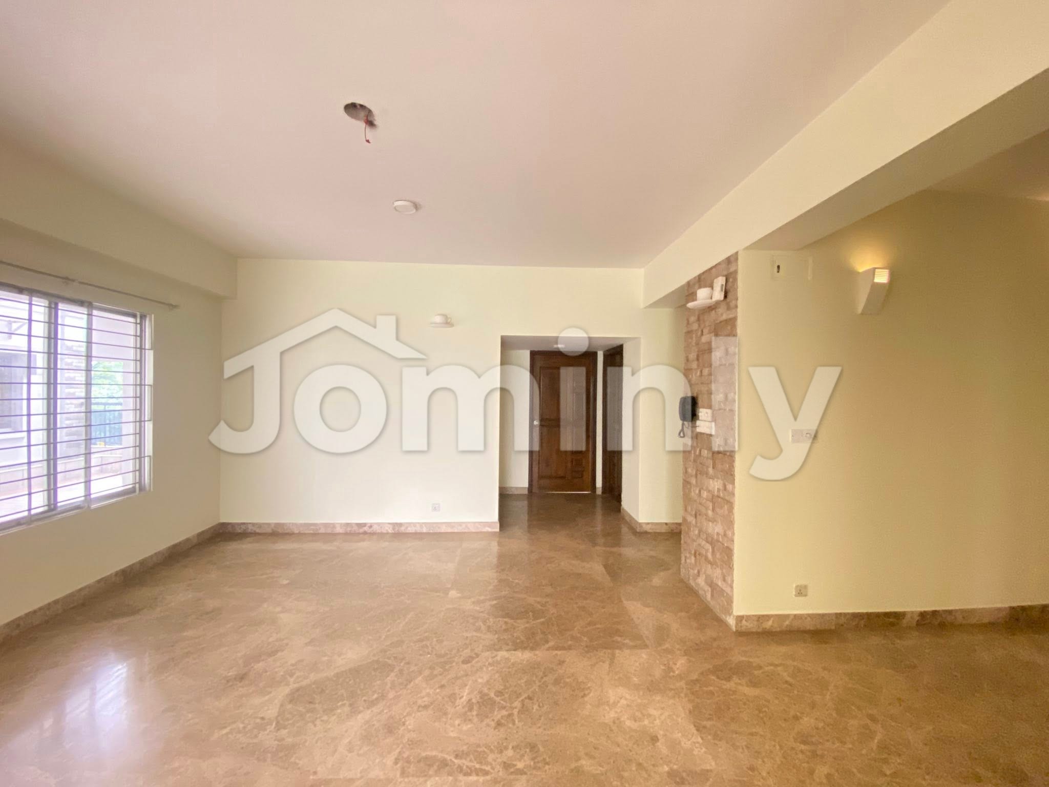 2,260 Sqft Spacious South-Facing Flat for Rent in Bashundhara R/A (Family Only | Level 4A) - 2