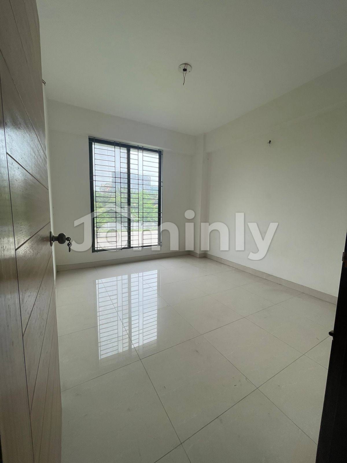 2,565 Sqft South-Facing 4 Bed Ready Flat for Sale in Bashundhara R/A – Block D (1st Floor) - 2
