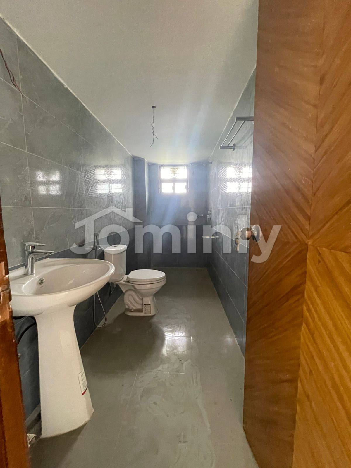 2,565 Sqft South-Facing 4 Bed Ready Flat for Sale in Bashundhara R/A – Block D (1st Floor) - 3