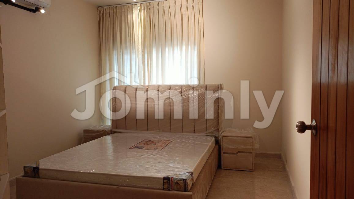 Luxury 4,500 Sqft Lake-View Apartment for Sale in Gulshan North – Pool, Garden & Premium Facilities - 2