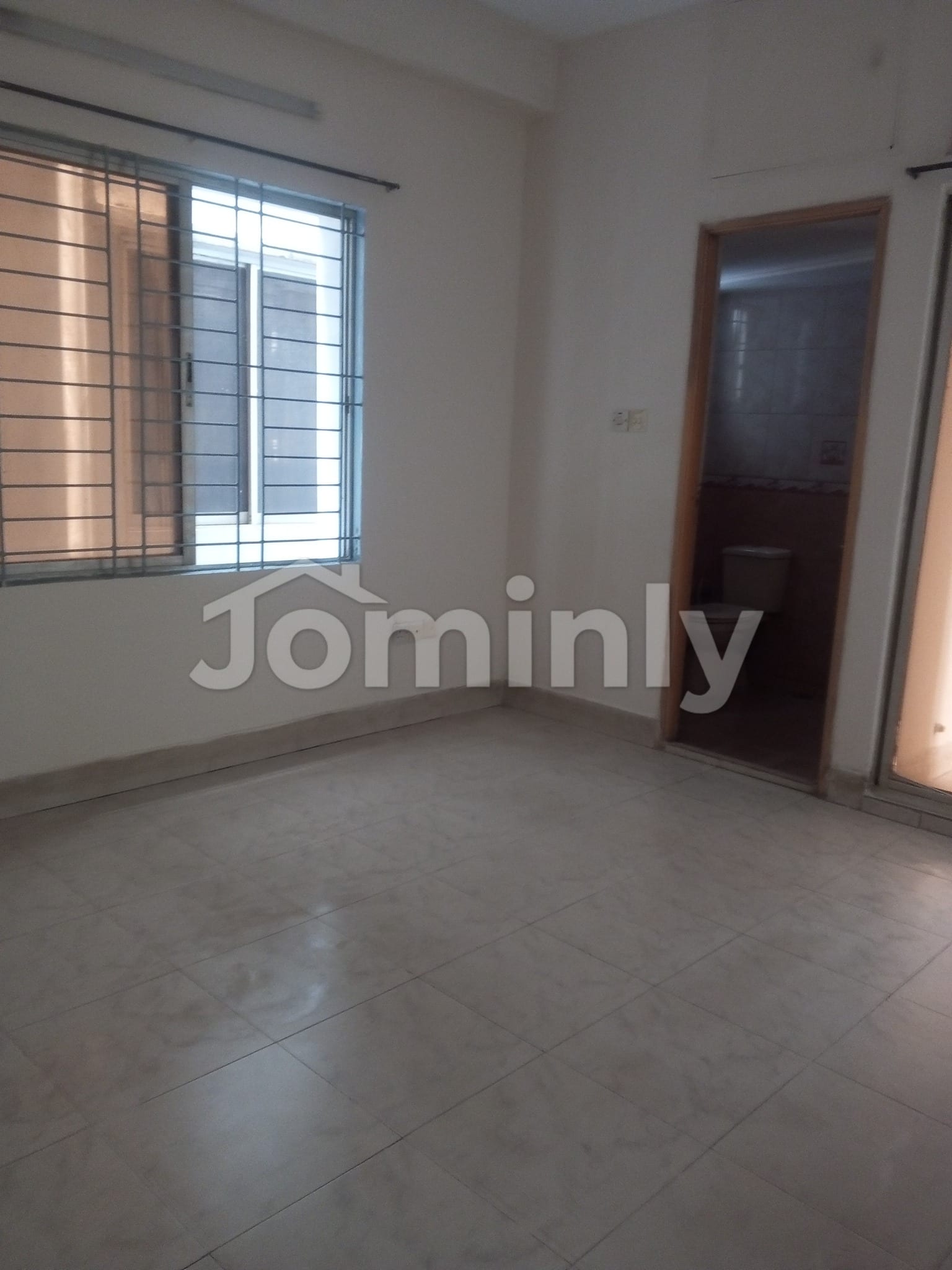 1,150 Sqft South-Facing Flat for Sale in Shekhertek, Mohammadpur | 3 Bed | Lift | Parking - 2