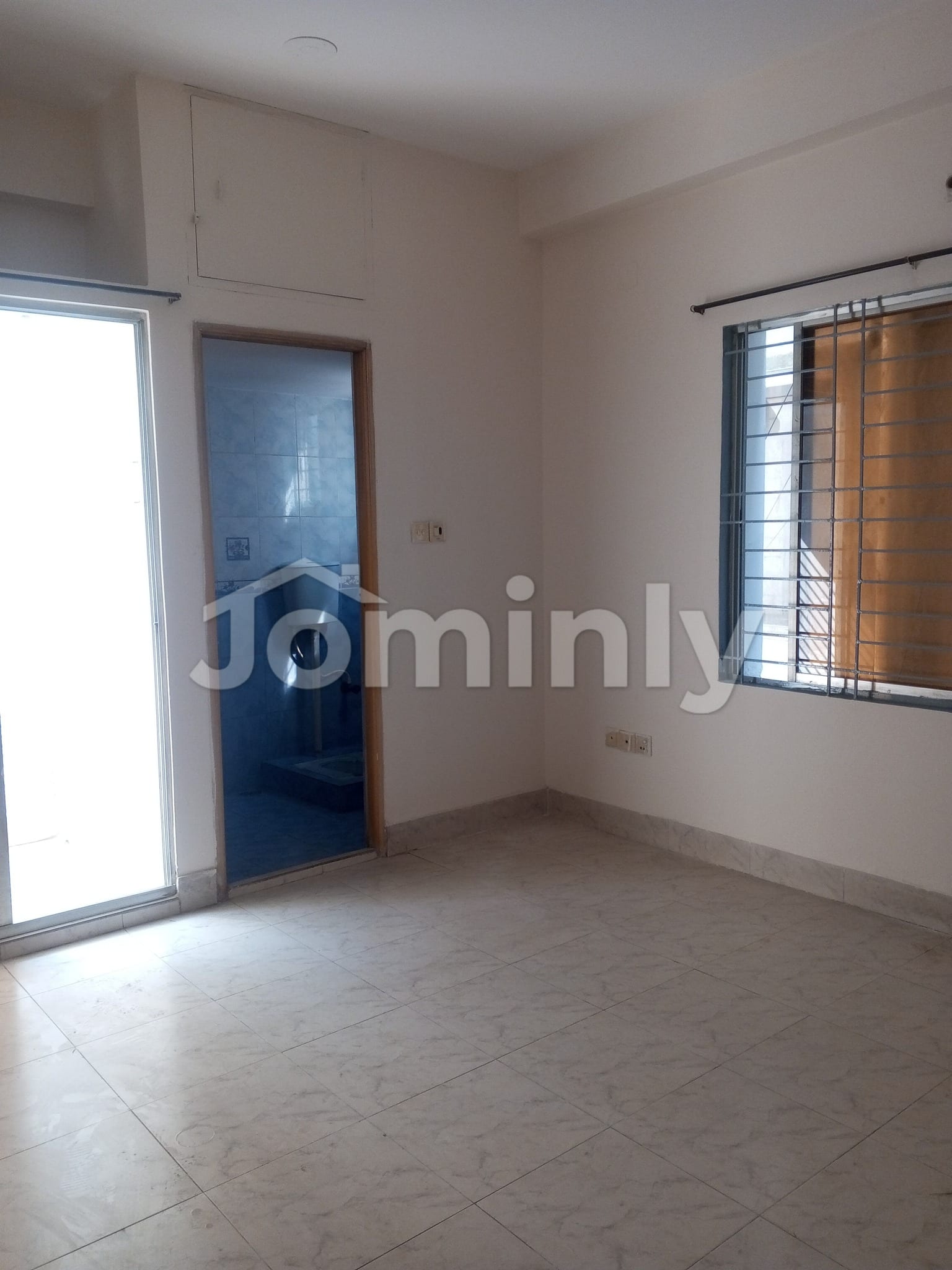 1,150 Sqft South-Facing Flat for Sale in Shekhertek, Mohammadpur | 3 Bed | Lift | Parking - 3