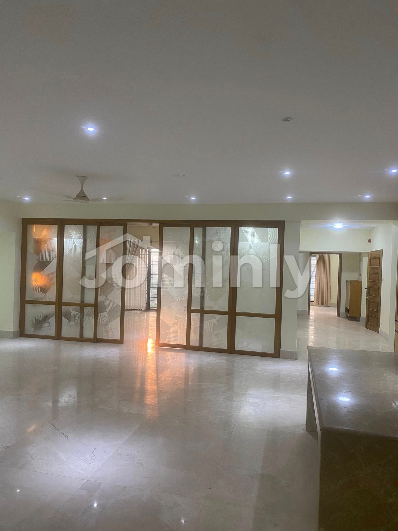 6,000 Sqft Luxury Flat for Sale in North Gulshan | 5 Bed | Pool, Gym, Garden | Elite Residential Tower