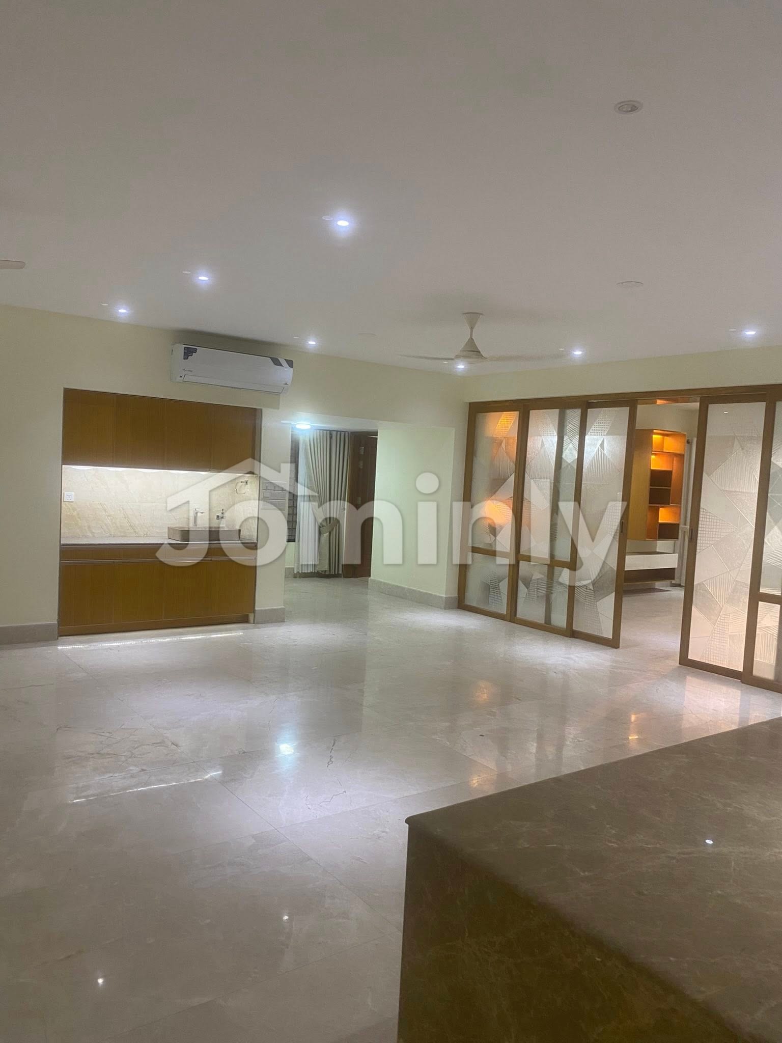 6,000 Sqft Luxury Flat for Sale in North Gulshan | 5 Bed | Pool, Gym, Garden | Elite Residential Tower - 2