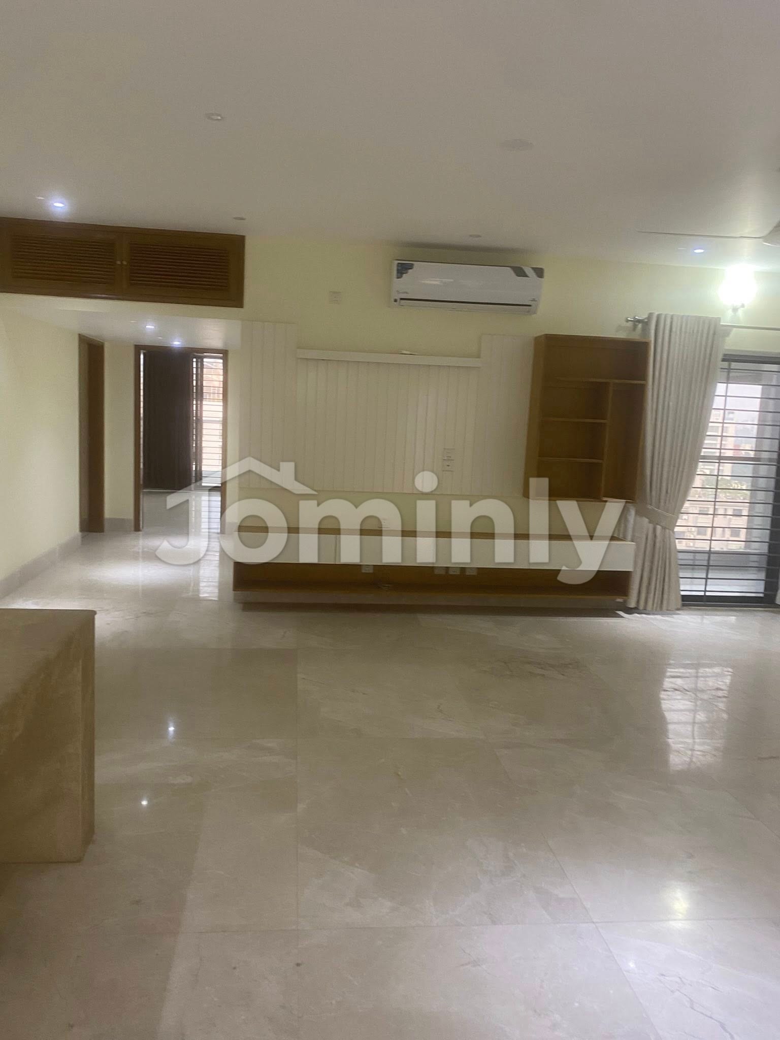 6,000 Sqft Luxury Flat for Sale in North Gulshan | 5 Bed | Pool, Gym, Garden | Elite Residential Tower - 3