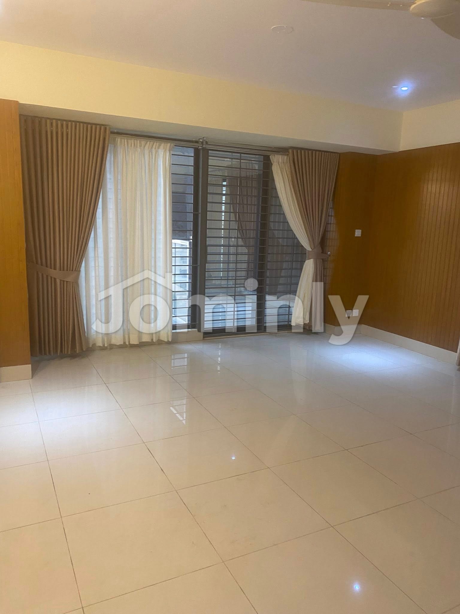 6,000 Sqft Luxury Flat for Sale in North Gulshan | 5 Bed | Pool, Gym, Garden | Elite Residential Tower - 4