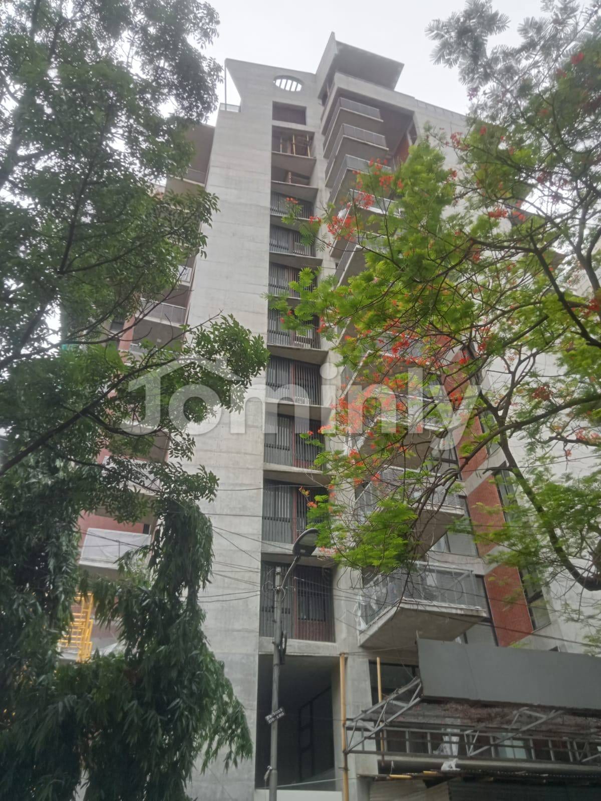 Luxury 2,560 Sqft Apartment for Sale in Dhanmondi 6/A | Spacious 3-Bed Home with Modern Facilities