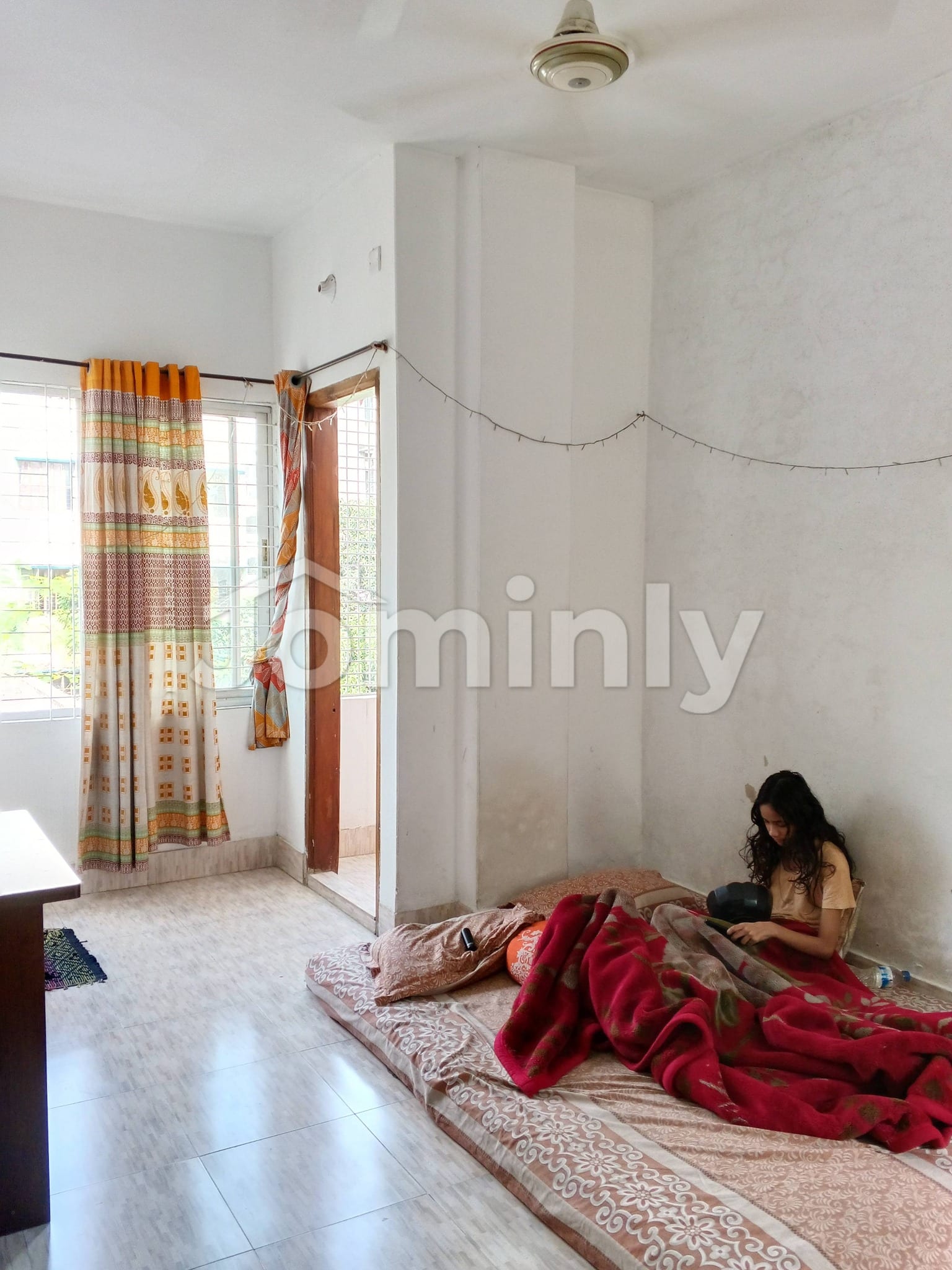 Urgent Sale: Used 2 Bedroom Apartment Near Mirpur 6 Number Market – 650 Sq Ft Flat for Sale - 2