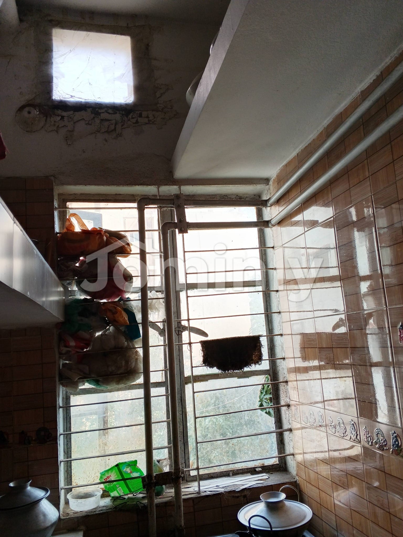 Urgent Sale: Used 2 Bedroom Apartment Near Mirpur 6 Number Market – 650 Sq Ft Flat for Sale - 3