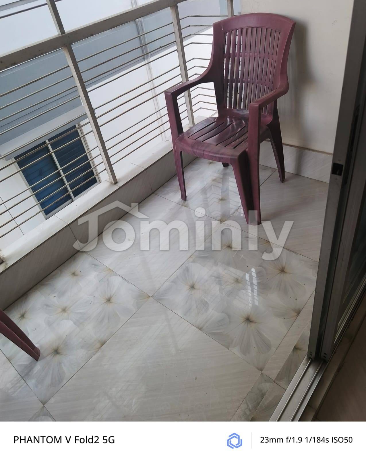 Ready Apartment for Sale in Bashundhara R/A Near Café Leo – 1,100 Sq Ft Flat with Parking - 5