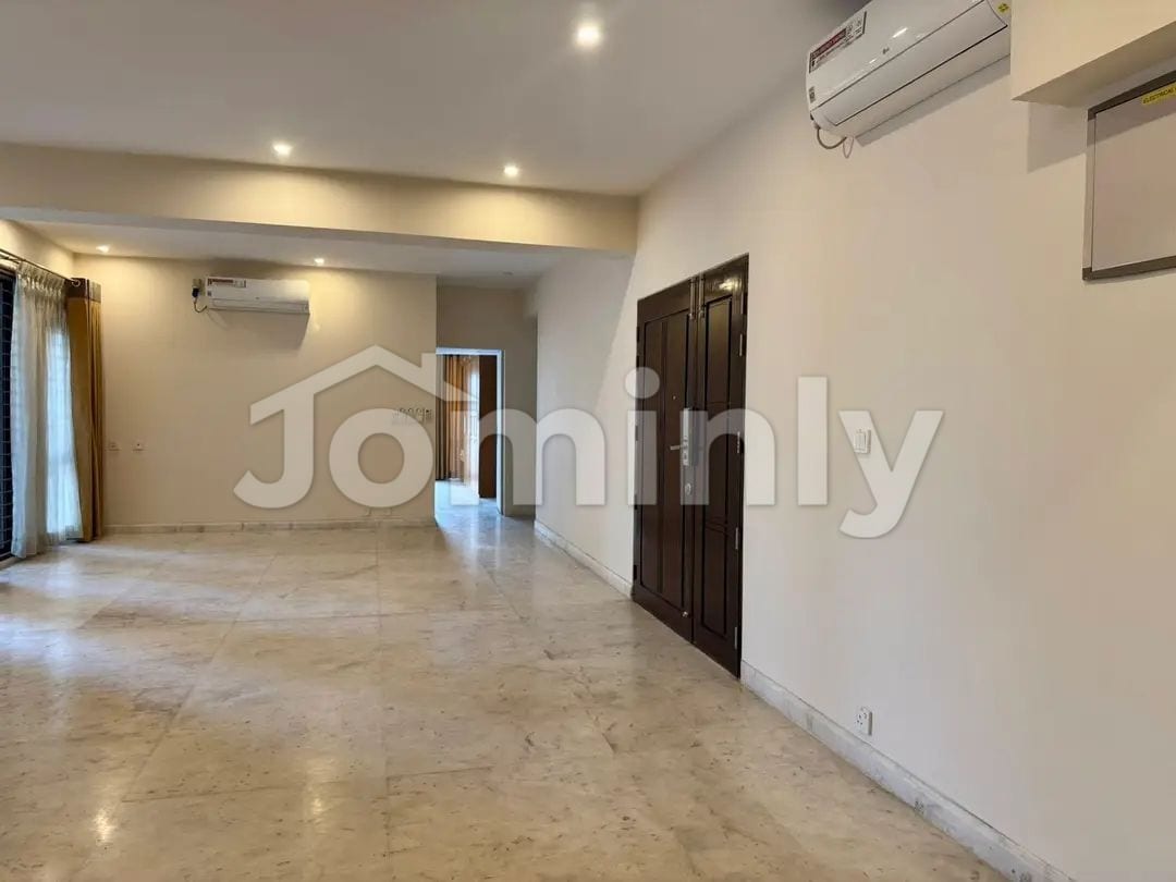 Luxury 4 Bedroom Apartment for Sale in Baridhara Diplomatic Zone – 4,800 Sqft | Navana Developer - 2