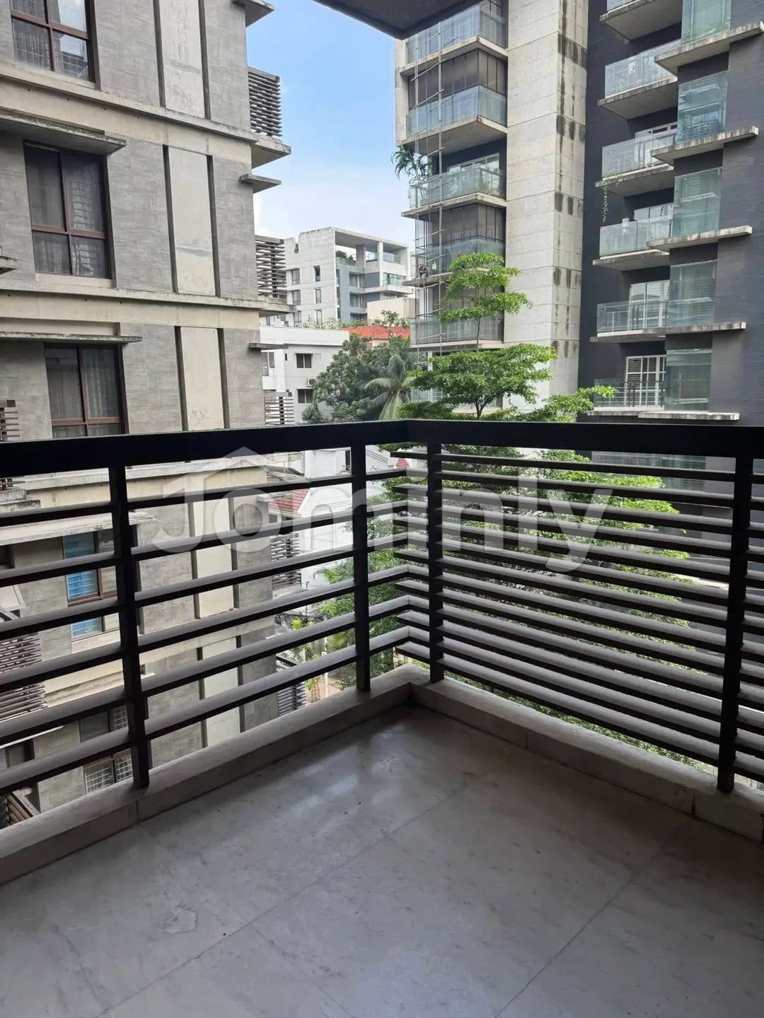Luxury 4 Bedroom Apartment for Sale in Baridhara Diplomatic Zone – 4,800 Sqft | Navana Developer - 5