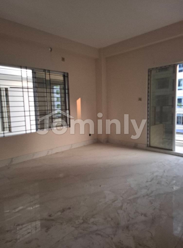 3 Bedroom Apartment for Sale in Bashundhara R/A – 1,650 Sq Ft | Ready Flat | Parking & Full Facilities - 2