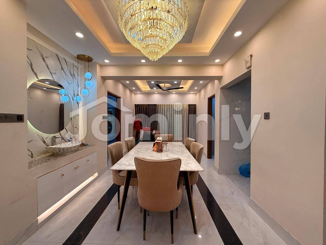 Luxury Furnished North-Facing Apartment for Sale in Bashundhara R/A (Block-H) – 1,550 Sq Ft | Single Unit Floor