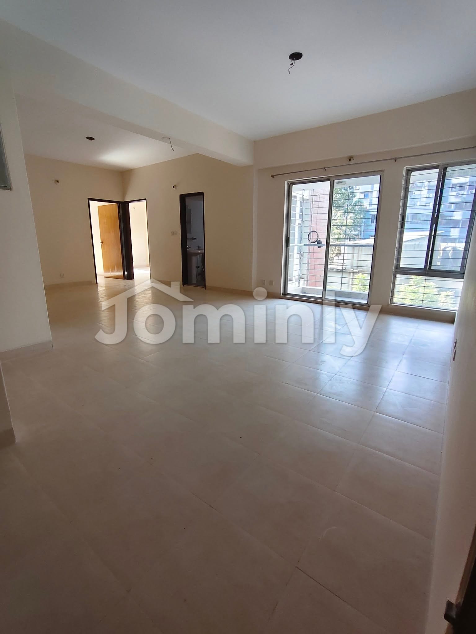 1,460 Sqft Used 3 Bedroom Corner Apartment for Sale Near Pallabi Metro | Parking & Titas Gas