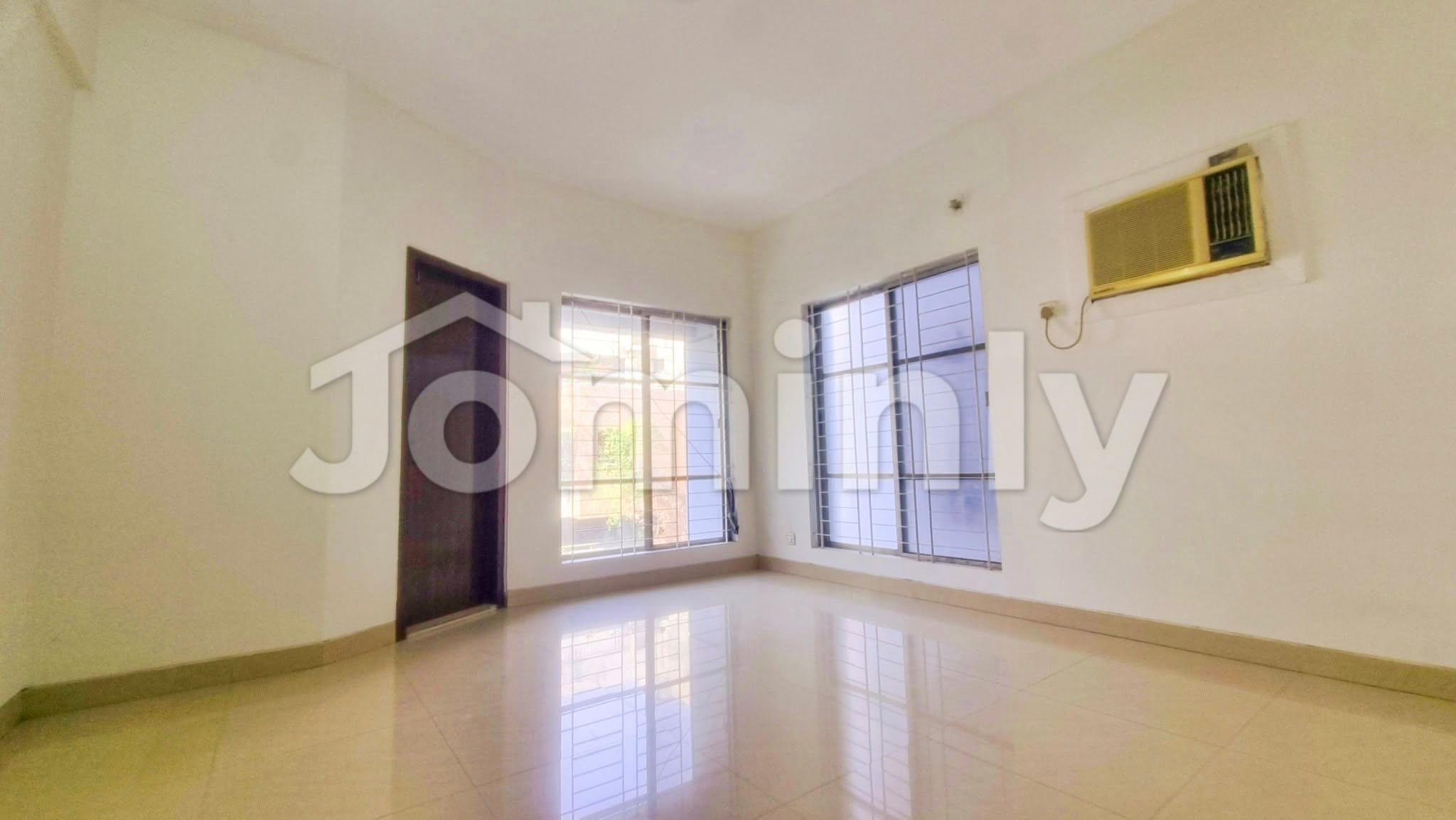 2,223 sqft North-facing 3 Bed Apartment for Sale in Dhanmondi 9/A | Beside Dhanmondi Lake - 2