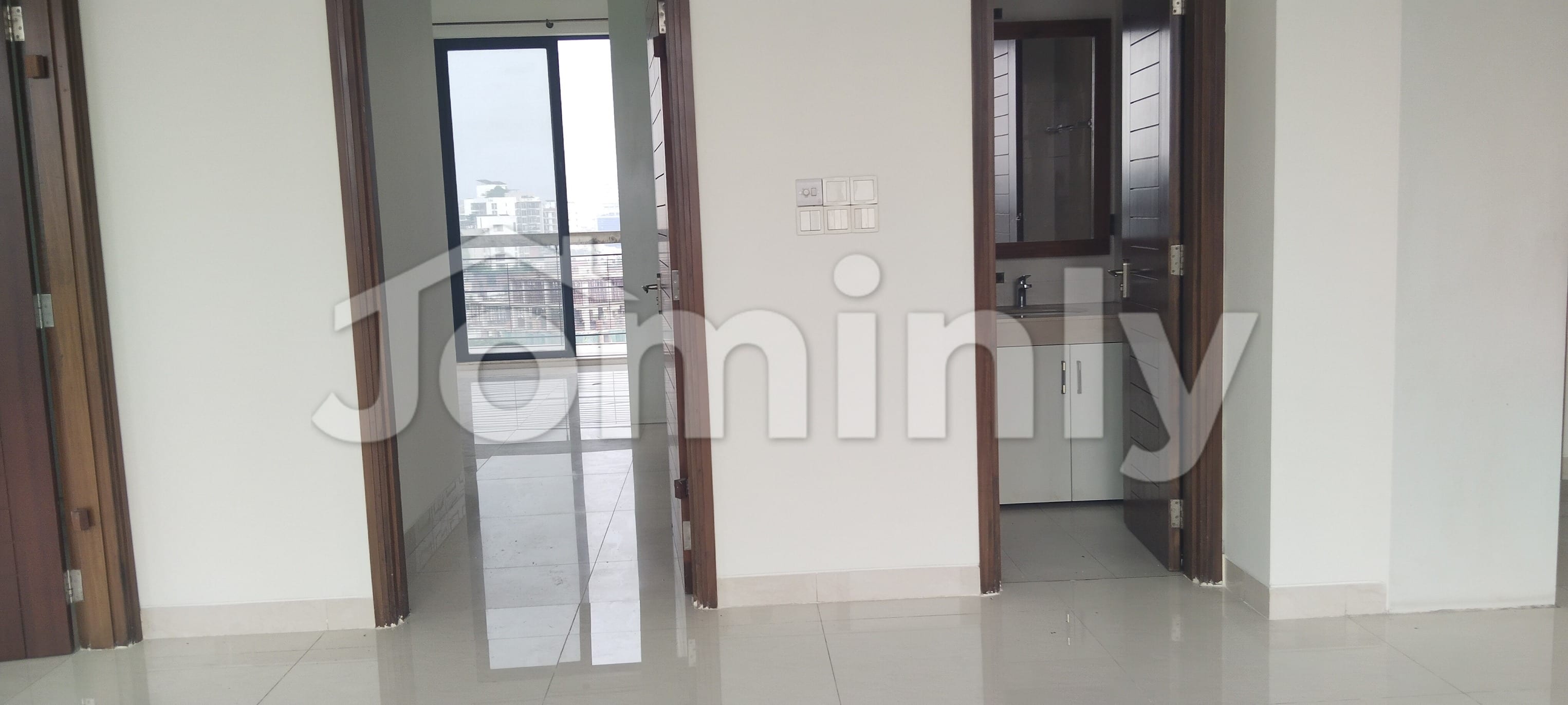 Luxury Lakeview Apartment for Sale in Dhanmondi 5/A | 3,550 Sft | Pool, Gym & Premium Amenities - 2