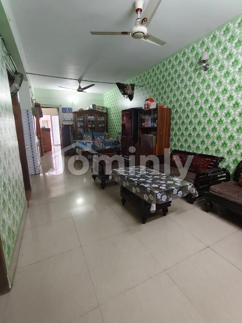 Urgent 3 Bedroom Apartment for Sale in Mirpur 12 – Near Pallabi Metro | Lift, Gas & Parking