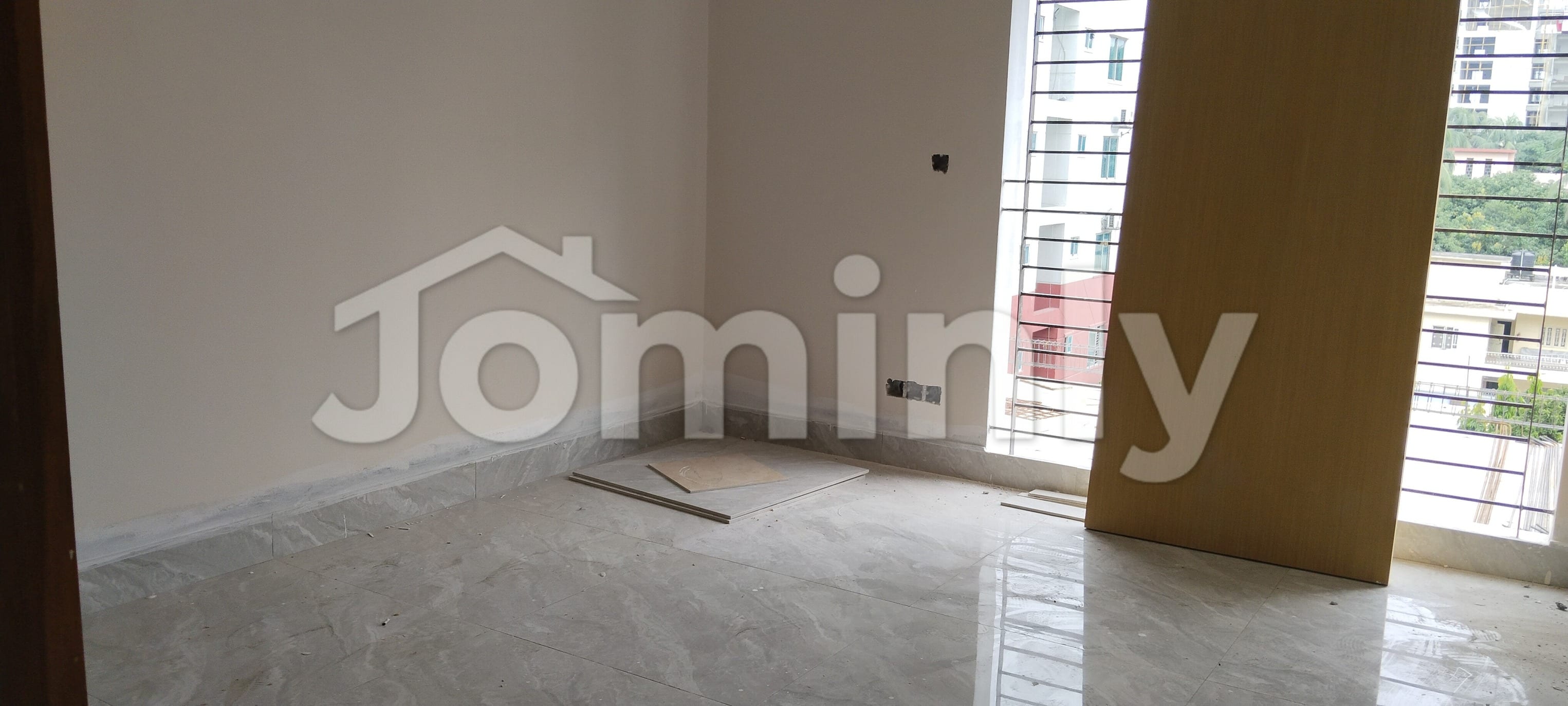 Brand New 3 Bedroom South-Facing Apartment for Sale in Dhanmondi Road 8/A | Top Floor, Parking Included - 5