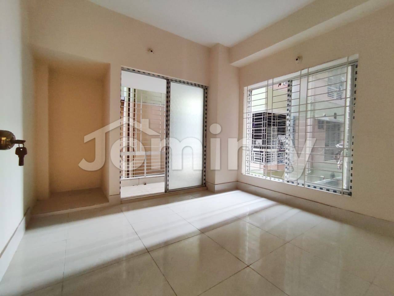 Brand New 3 Bedroom Apartment for Sale Near Mirpur 60 Feet Road | Spacious Layout, Parking Available - 3
