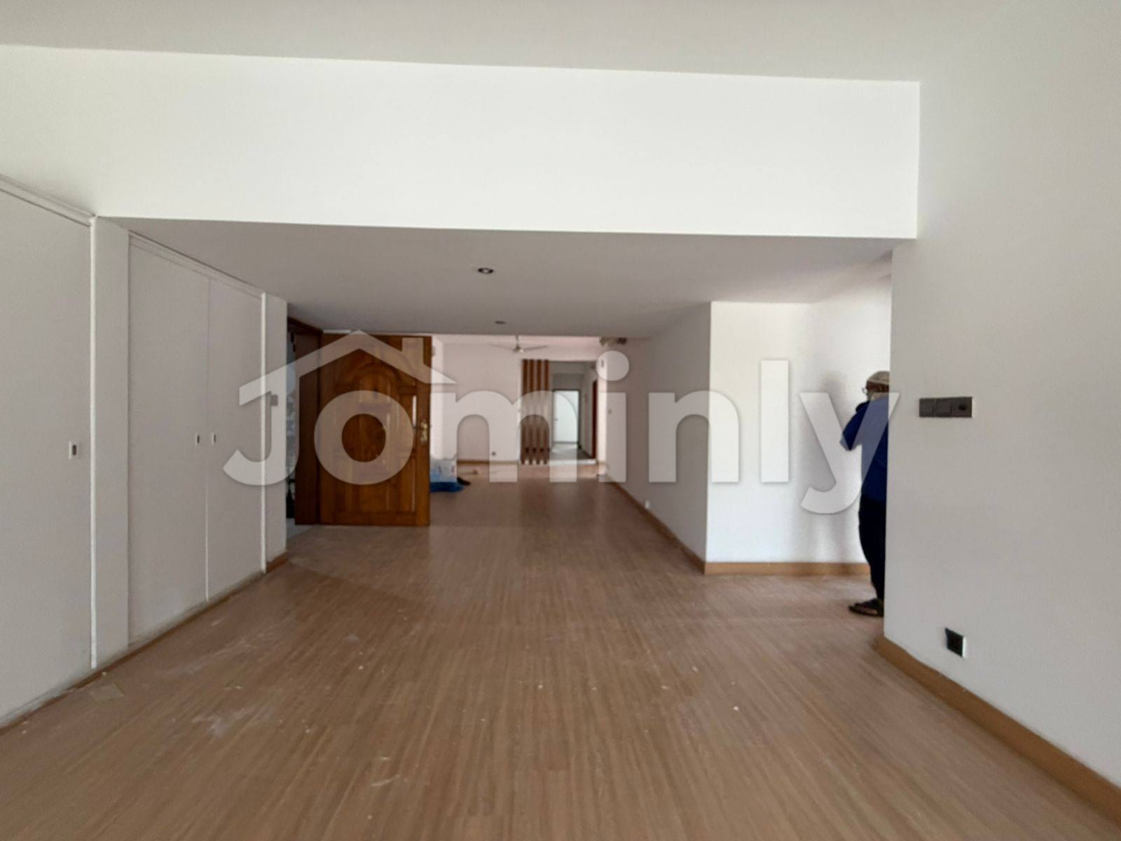 Luxury 4 Bedroom Apartment for Rent in Baridhara Diplomatic Zone – Secure Family Living