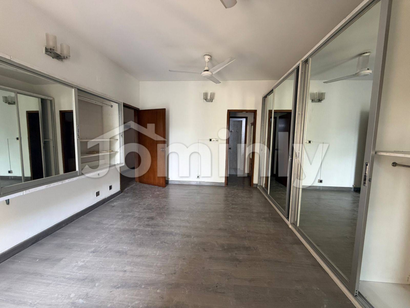 Luxury 4 Bedroom Apartment for Rent in Baridhara Diplomatic Zone – Secure Family Living - 5