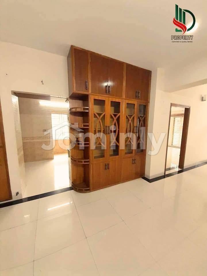 Luxury 3 Bedroom Family Apartment for Rent in Bashundhara R/A Block G | 1850 Sq Ft - 2