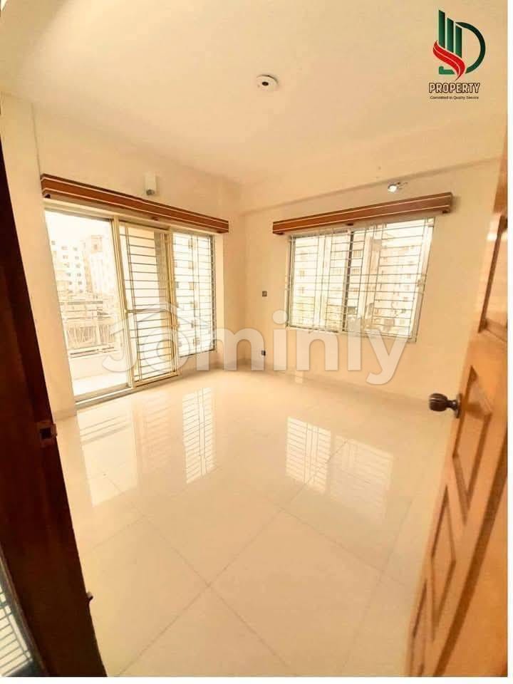 Luxury 3 Bedroom Family Apartment for Rent in Bashundhara R/A Block G | 1850 Sq Ft - 5