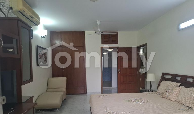 Exclusive Fully Furnished 3 Bedroom Apartment for Rent in Middle Gulshan 1 | 2400 Sq Ft - 4