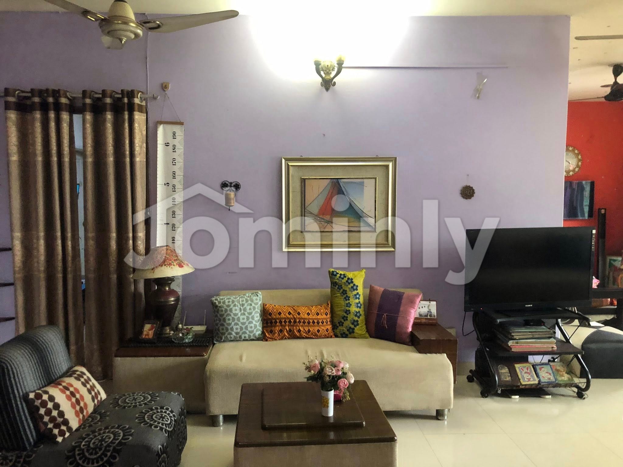 Urgent Sale – Spacious 3 Bedroom Apartment in Twin Towers Concord, Shantinagar