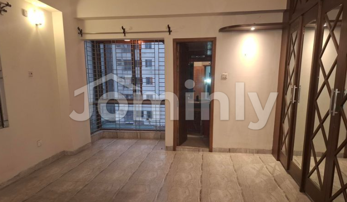 Spacious 5 Bedroom Semi-Furnished Apartment for Rent in Bashundhara R/A, Block C – 3000 Sqft - 4