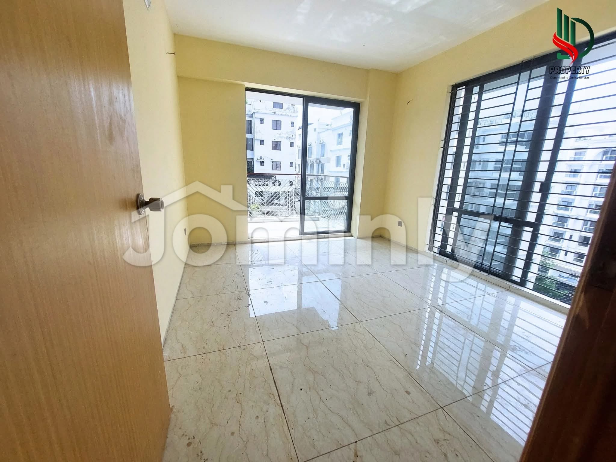 2200 Sqft Brand New South Facing 3 Bedroom Luxury Apartment for Rent in Bashundhara R/A Block C - 2