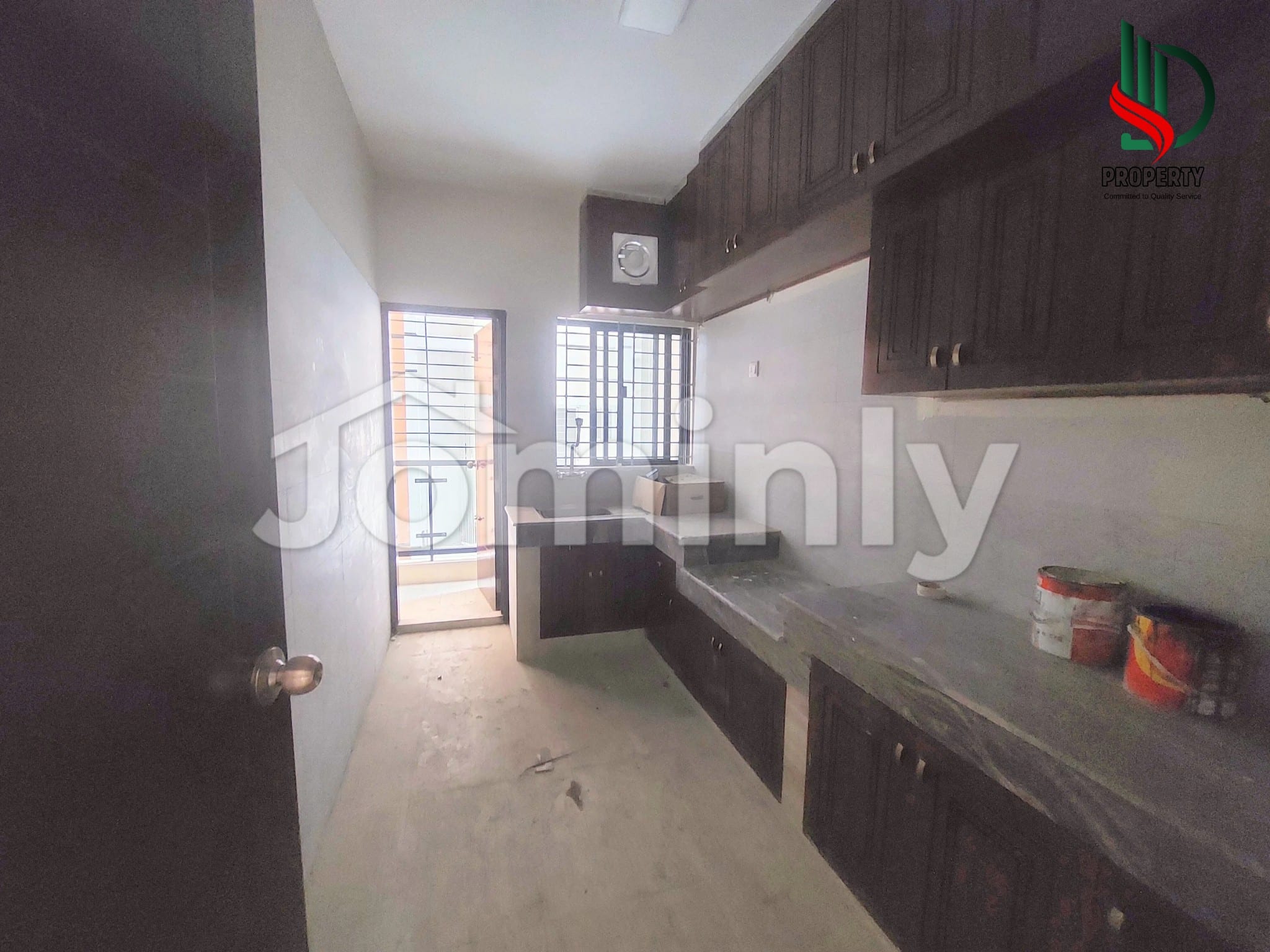 Brand New 4 Bedroom 2400 Sqft Family Apartment for Rent in Bashundhara R/A - 5