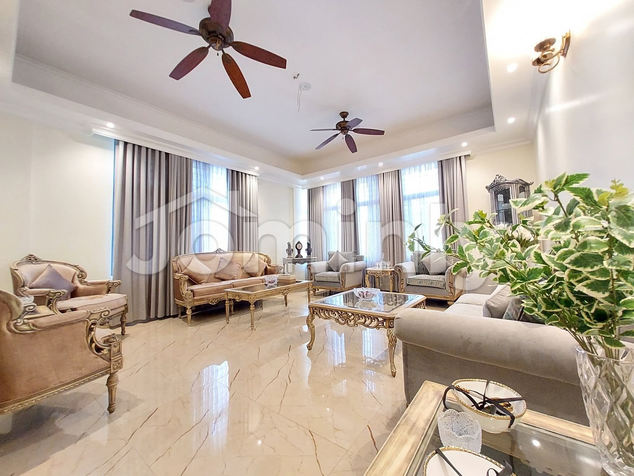 Fully Furnished 4,200 Sq Ft Luxury Apartment for Sale in Bashundhara R/A, Dhaka - 3