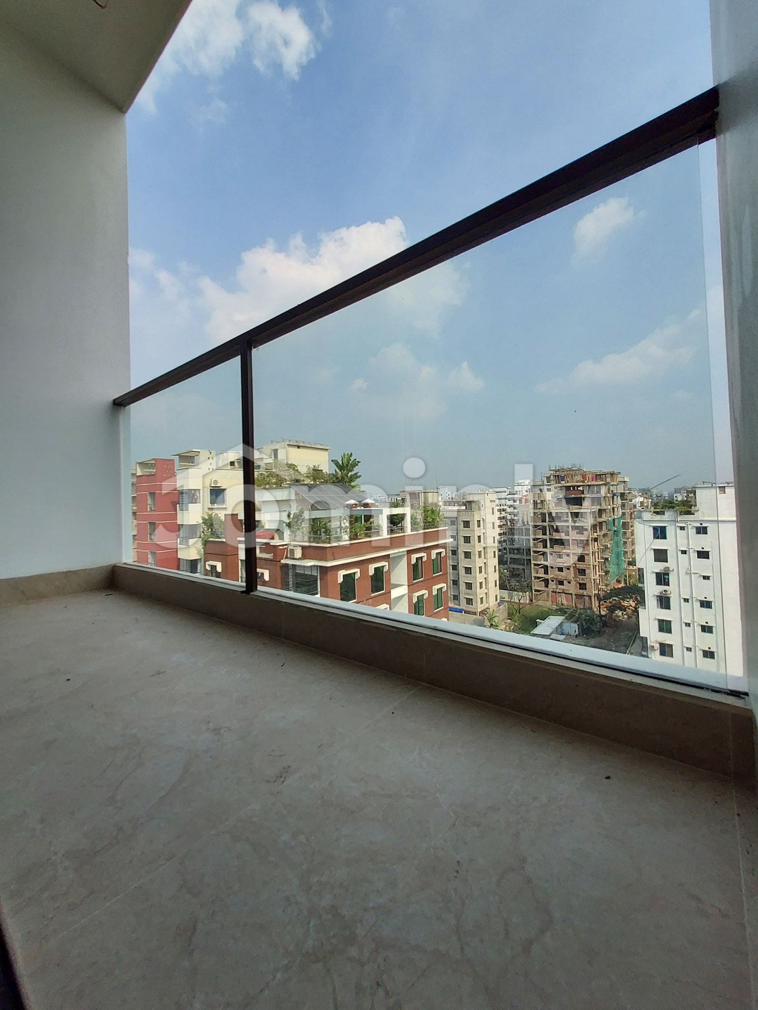 Corner 2,140 Sq Ft Top-Floor Apartment for Sale in Block K, Bashundhara R/A - 3